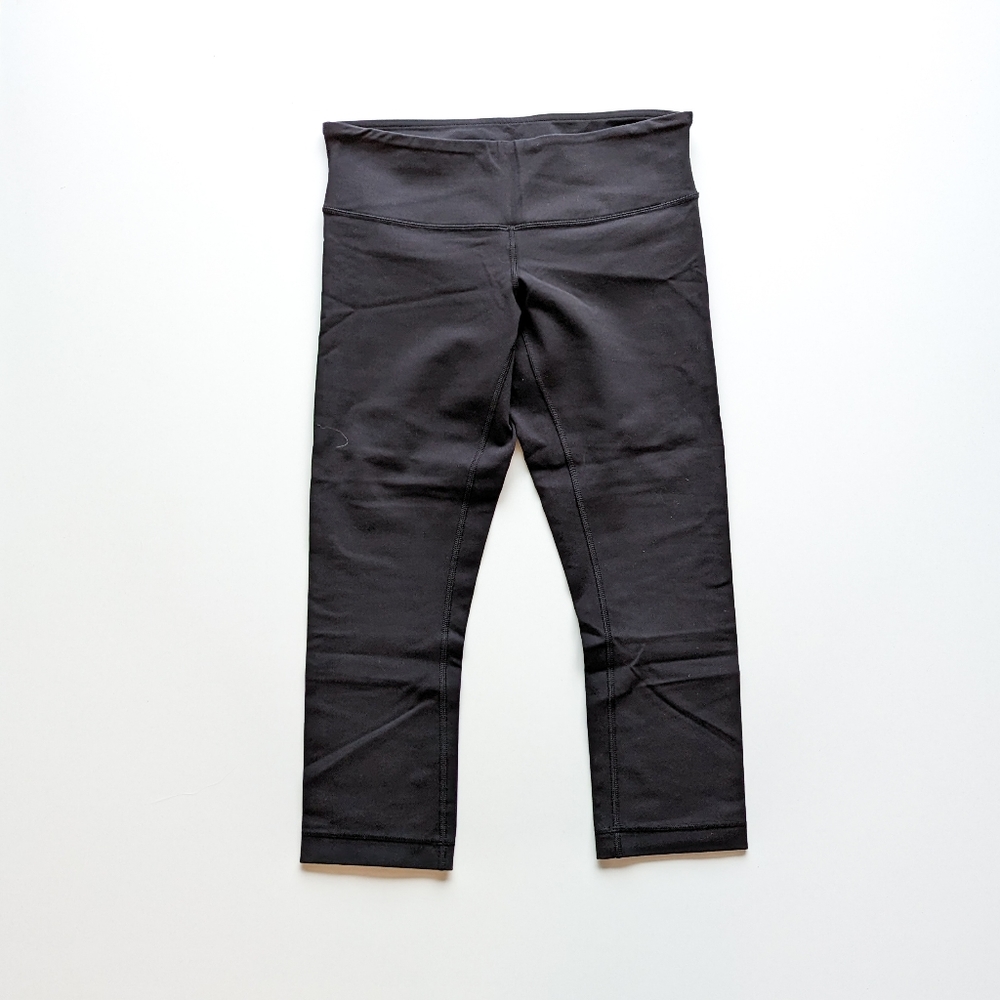 Lululemon 21" Wunder Under Crop Black
